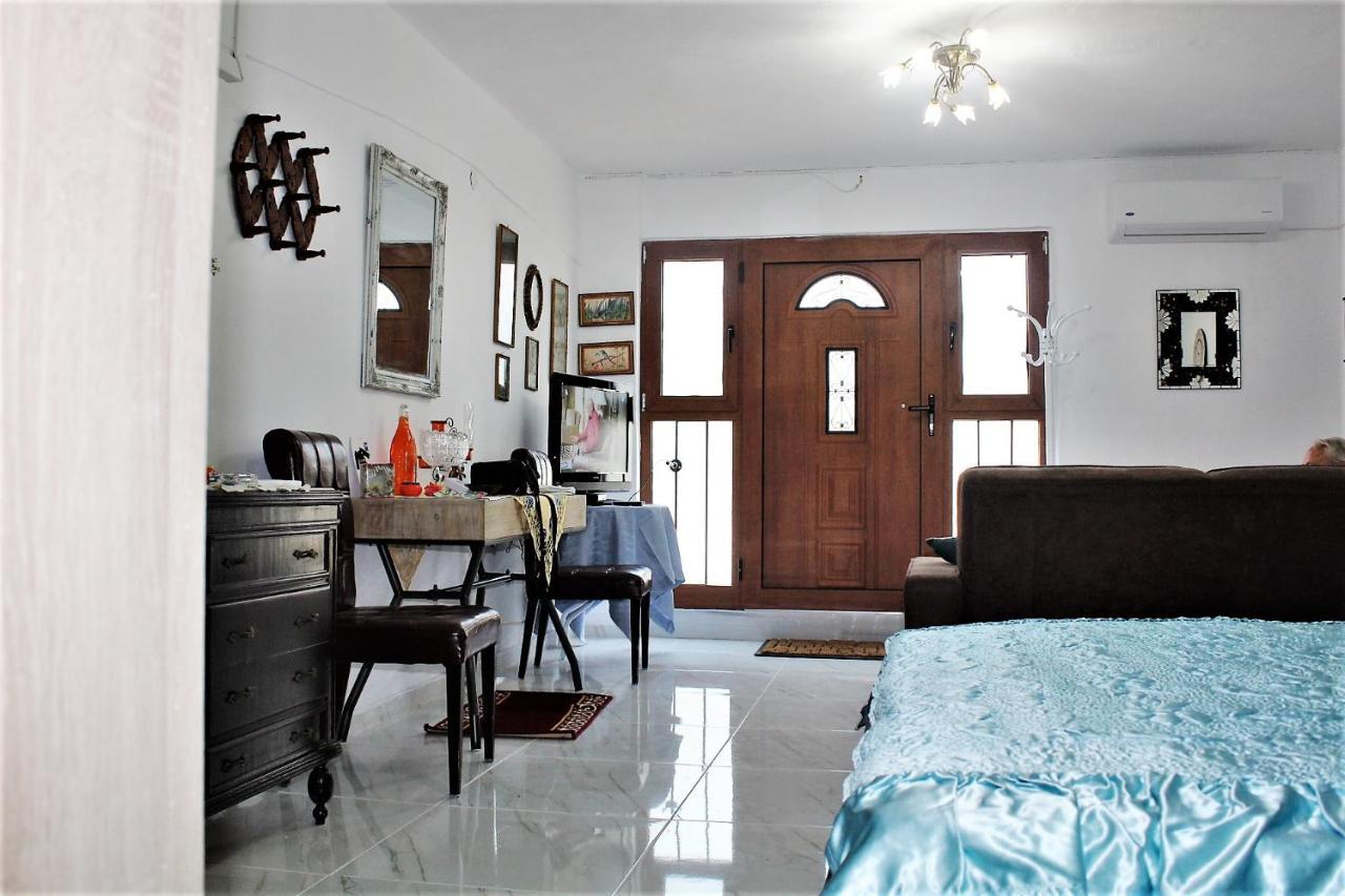 Sissy Apartments By The Sea Nikiana Luaran gambar