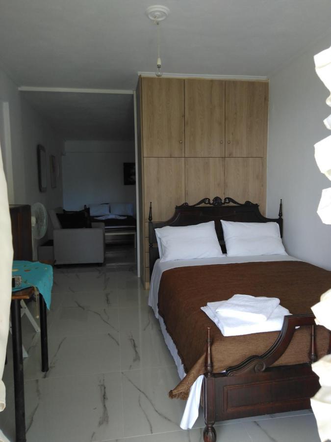 Sissy Apartments By The Sea Nikiana Luaran gambar